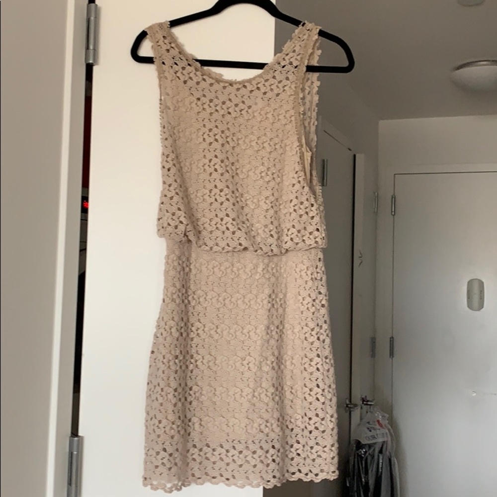 Overlay beige dress